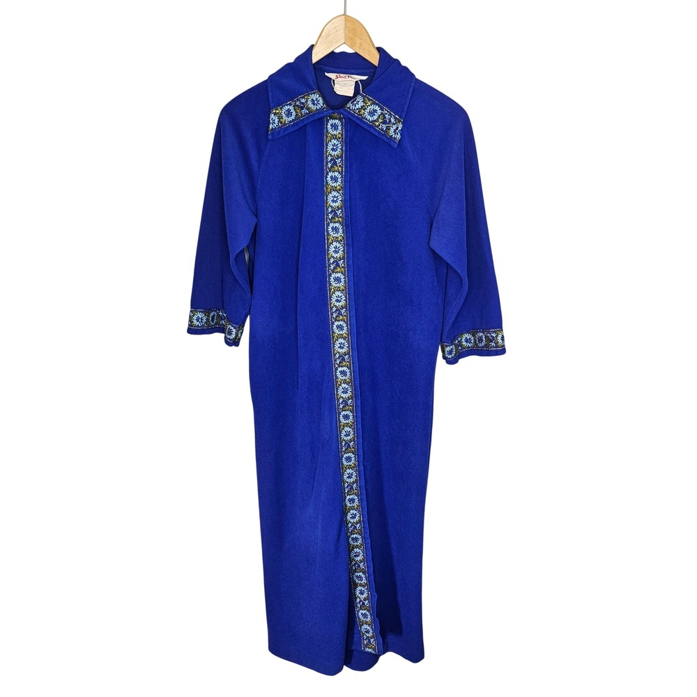 Vintage Smart Time 70s Blue Velour Maxi Robe Floral Embroidered‎ Snap Front 10